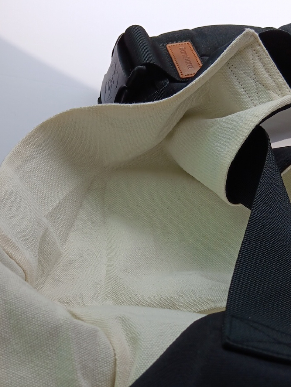 CARRIER BLACK/CREAM LINING - Picture 2 of 3